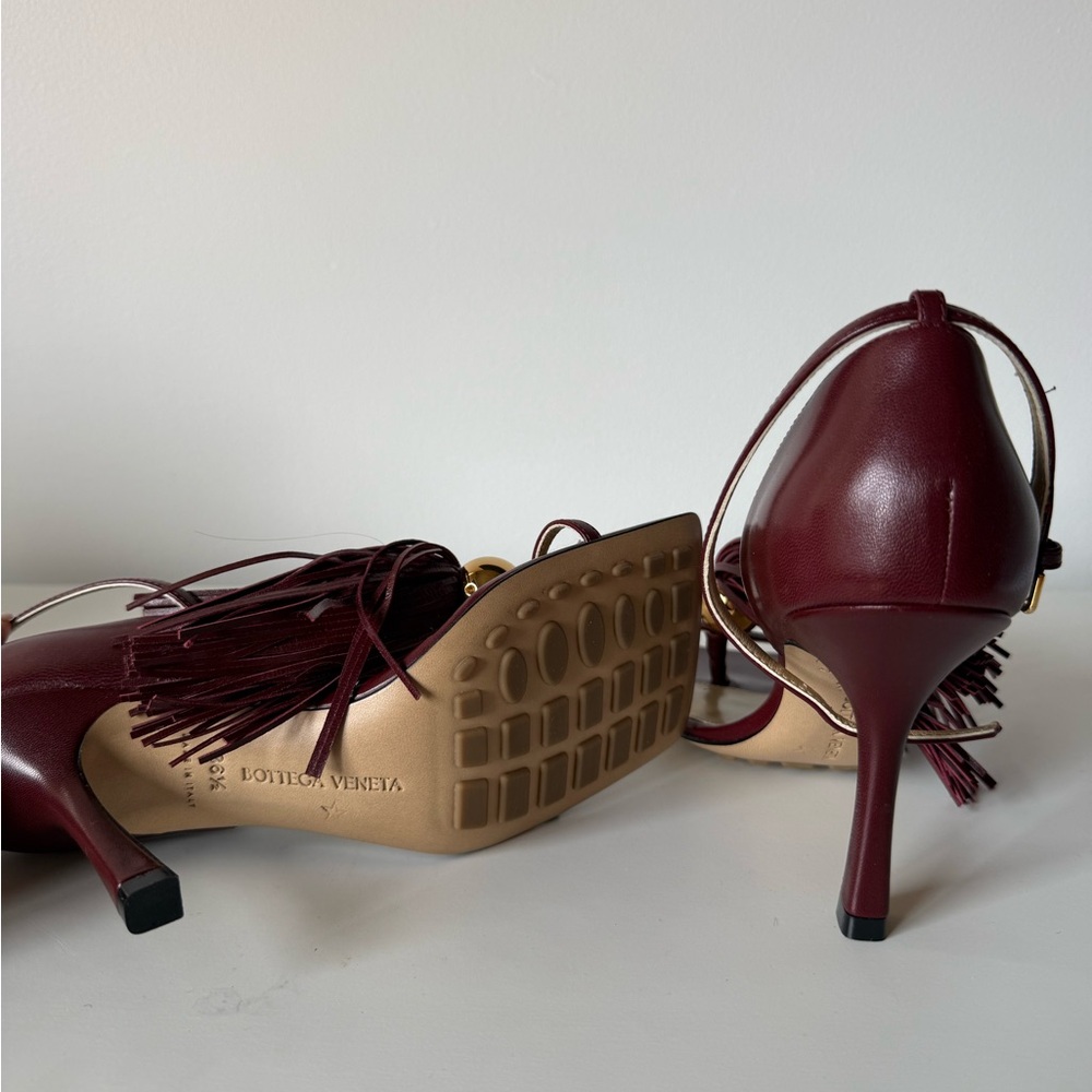 Bottega Veneta bordeaux fringe heel - Picture 4 of 4